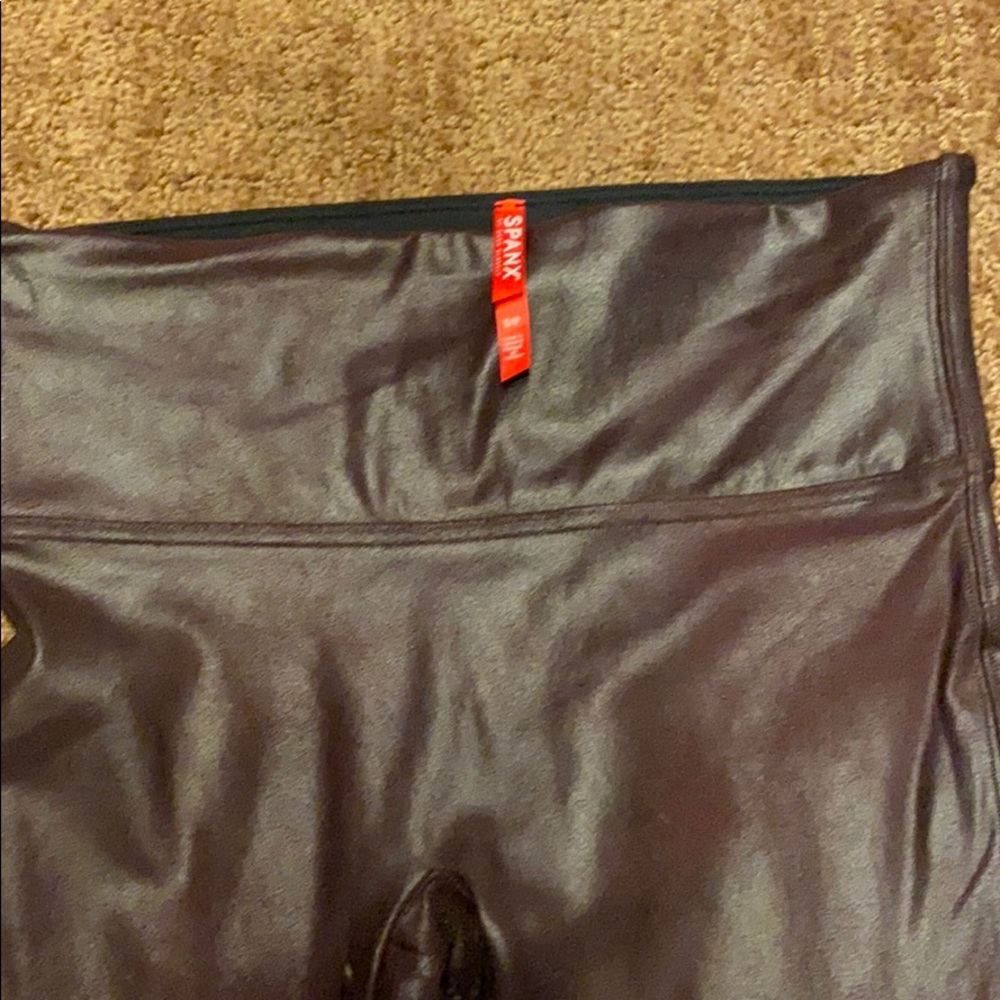 SPANX burgundy leggings